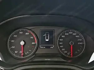 SEAT Arona Xcellence 1.0 TSI EcoTSI 70 kW   TOP gepflegt!     Bild 5