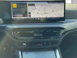 BMW i4 xDrive40 Gran Coupe G26 XE2 M Sportpaket DAB Bild 10