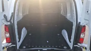 Peugeot Partner Tepee Bild 6