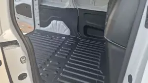 Peugeot Partner Tepee Bild 5