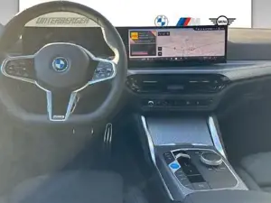 BMW i4 xDrive40 Gran Coupe G26 XE2 M Sportpaket DAB Bild 8