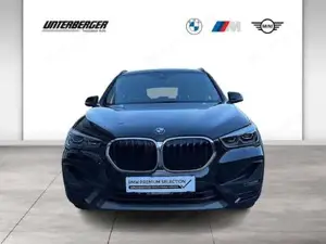 BMW X1 xDrive18d DAB-Tuner // Sitzheizung Fahrer/Beifahrer // Driving Assistant Bild 5