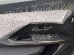 Peugeot 5008 Bild 12