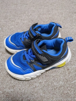 Schuhe Kinder Größe 26 Bild 2