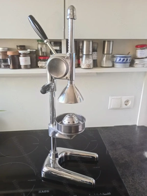 Orangen Zitronenpresse Metall Bild 4