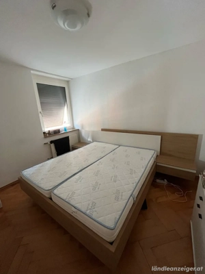 Bett mit Matratze Bild 3