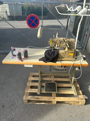 Nähmaschinen Industrie Bild 5