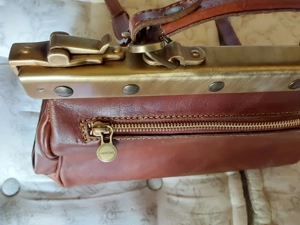Ledertasche Bild 4