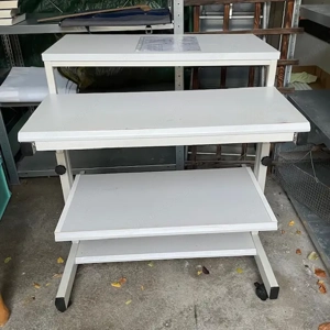 Computertisch mehrfach verstellbar zu verschenken Bild 2