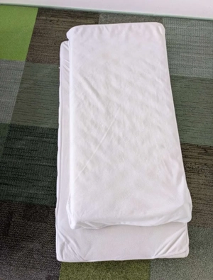 Kindermatrazen 3 Exemplare guter Zustand  einzeln erhältlich 