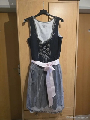 Dirndl Mondkini
