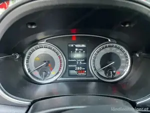 Suzuki Vitara Bild 2