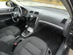 Skoda Octavia kombi aus 1. Besitz Bild 8