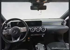 Mercedes-Benz A200 Edition 1 AMG Line Bild 4
