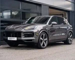 Porsche Cayenne Bild 1