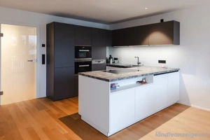 Exklusive 3-Zimmer-Dachgeschosswohnung in Toplage Bild 4