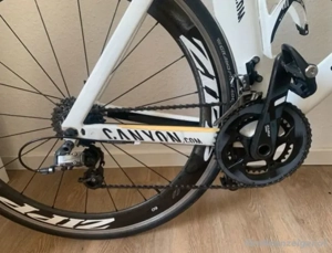 Canyon Speeemax mit Zipp Carbonräden  Bild 3