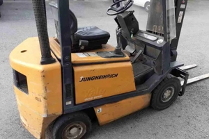 Jungheinrich Stapler DFG 16 Gabelstapler mit Seitenverschub Bild 5