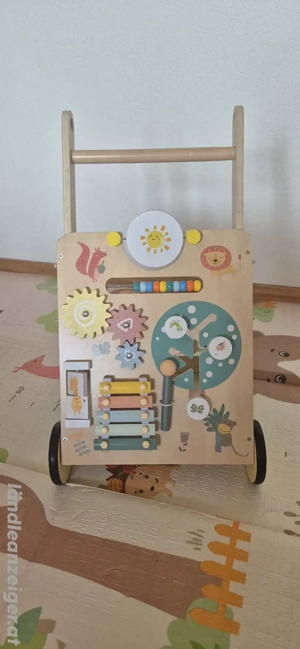 Lauflernwagen aus Holz