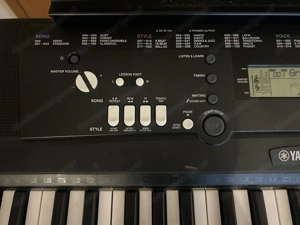 Yamaha EZ-220 Keyboard Bild 6