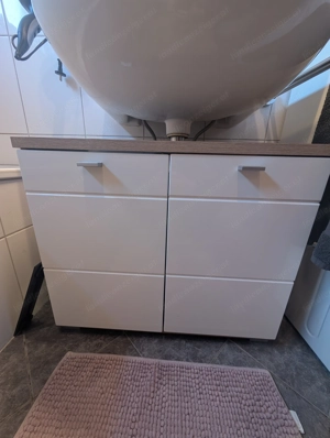 Waschbeckenunterschrank Bild 2