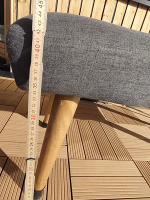 zwei kleine gepolsterte Bänke Bild 3