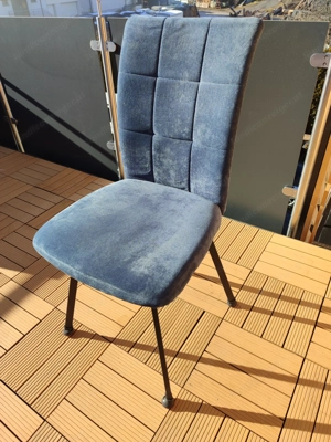 6 blaue Stühle, Gesamtpreis