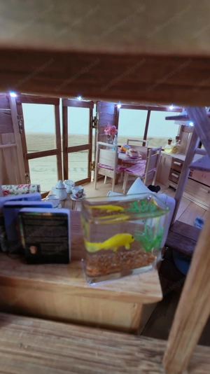 Selbst gebasteltes Miniaturhaus Bild 2