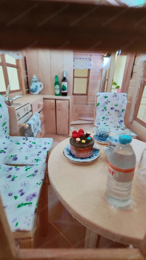 Selbst gebasteltes Miniaturhaus  Bild 5