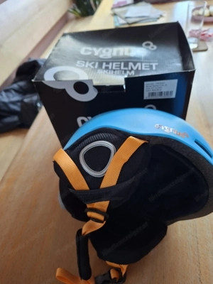 Cygnus Schihelm neu! Bild 3