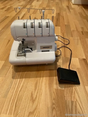 Medion Overlock Bild 2