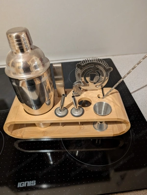 Cocktailset und 2 Stück Cocktailgläser  Bild 2