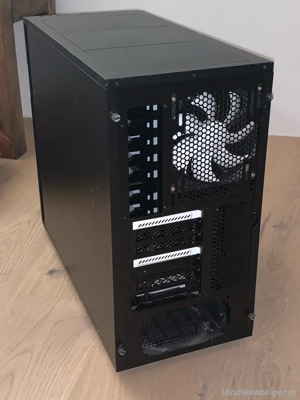 Fractal Design Define R5  Bild 2