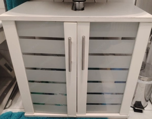 Badmöbelserie Bild 3