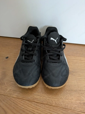 Hallenturnschuhe   Fußballschuhe für die Halle Größe 32 Bild 2