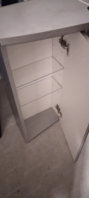 Badezimmer Spiegelschrank 3-türig Bild 2