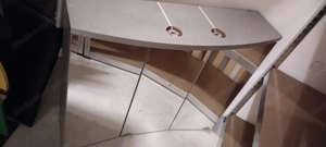 Badezimmer Spiegelschrank 3-türig Bild 3