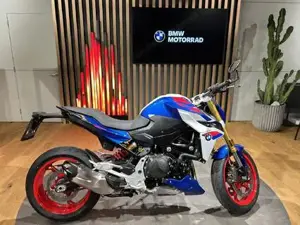BMW F 900 R  Bild 2