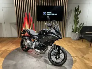BMW F 900 XR  Bild 2