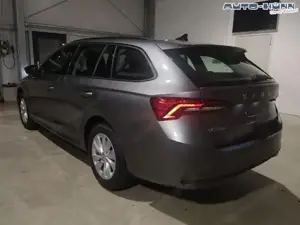 Skoda Octavia Bild 2