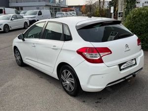 Citroen C4 1,6 HDi 90 Seduction aus erster Hand Neu Vorgeführt 09 2026! Bild 9