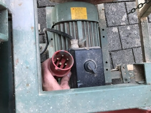 Holzspalter und Kreissäge mit Wippfunktion Bild 3