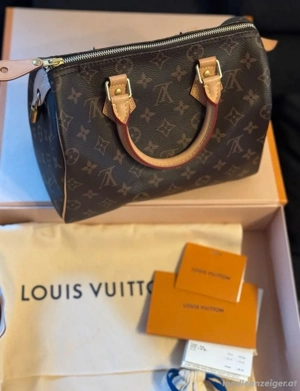 Louis Vuitton Speedy 25 Monogram.