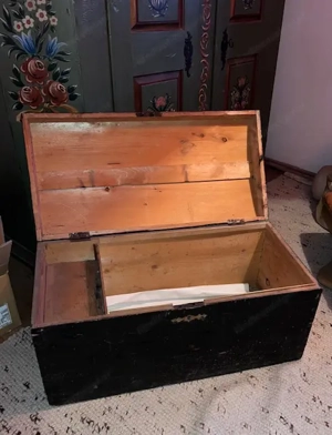 Holztruhe zu verkaufen Bild 2