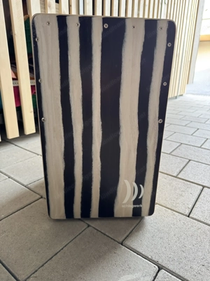 Cajon von Schlagwerk