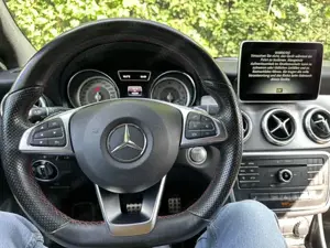 Mercedes-Benz CLA-Klasse 220d 4MATIC 7G-DCT SB Kombi  Bild 5