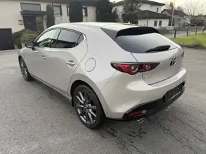 Mazda 3 Bild 2