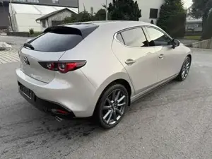Mazda 3 Bild 3