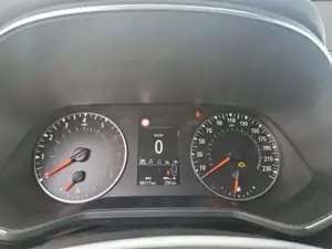 Renault Clio Bild 15