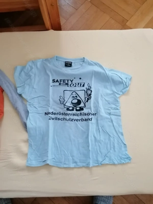 Jungenbekleidung Bild 7